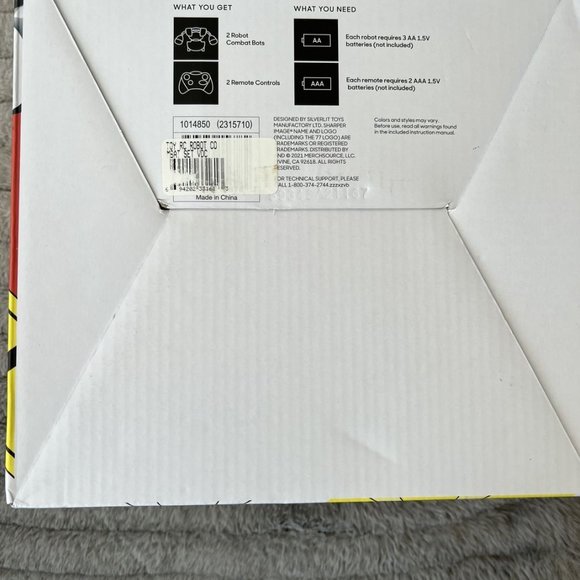 Remote Control (RC) Robot Fighting Set Multiplayer-Sharper Image - Picture 4 of 5